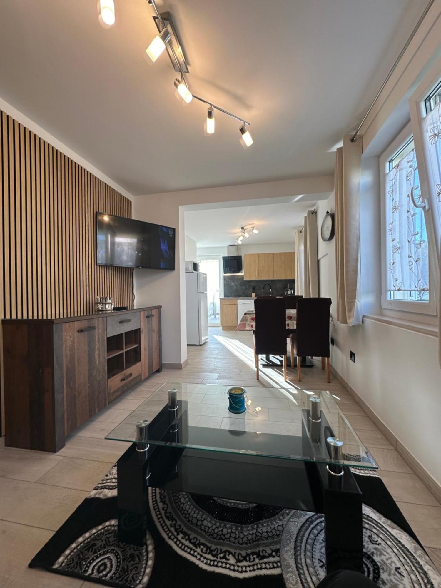 Villa Anthony 罗维尼 外观 照片